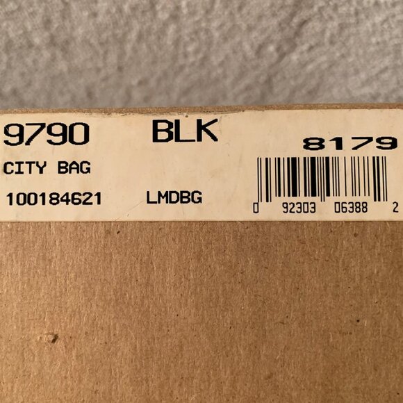 *HP* Coach City Bag with shoulder strap. NWOT - Picture 11 of 12